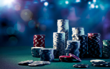 Hedge Fund Managers Winning at Poker Invest Better